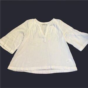 Vineyard Vines Cream 3/4 Sleeve Smocked Blouse